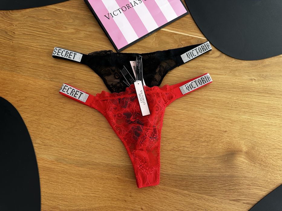 2 pary - stringi Victoria’s Secret rozmar S / M cyrkonie