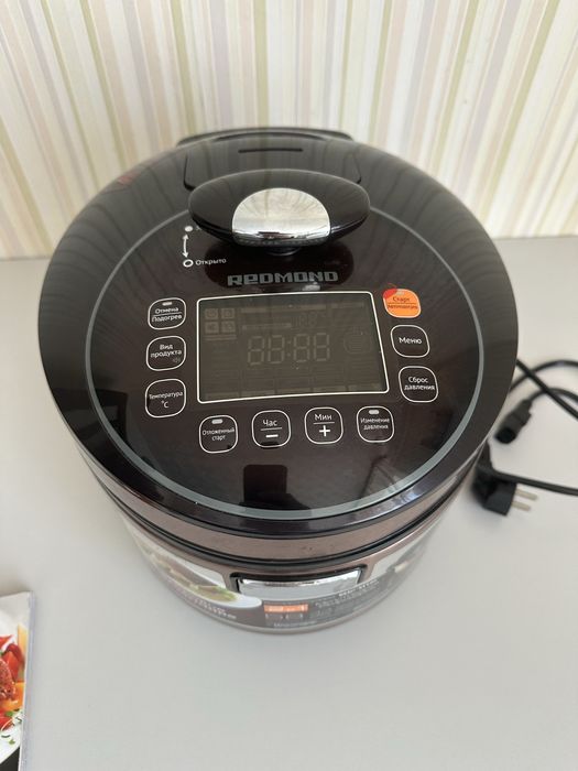 Мультиварка-скороварка Redmond rmc-m140 multipro