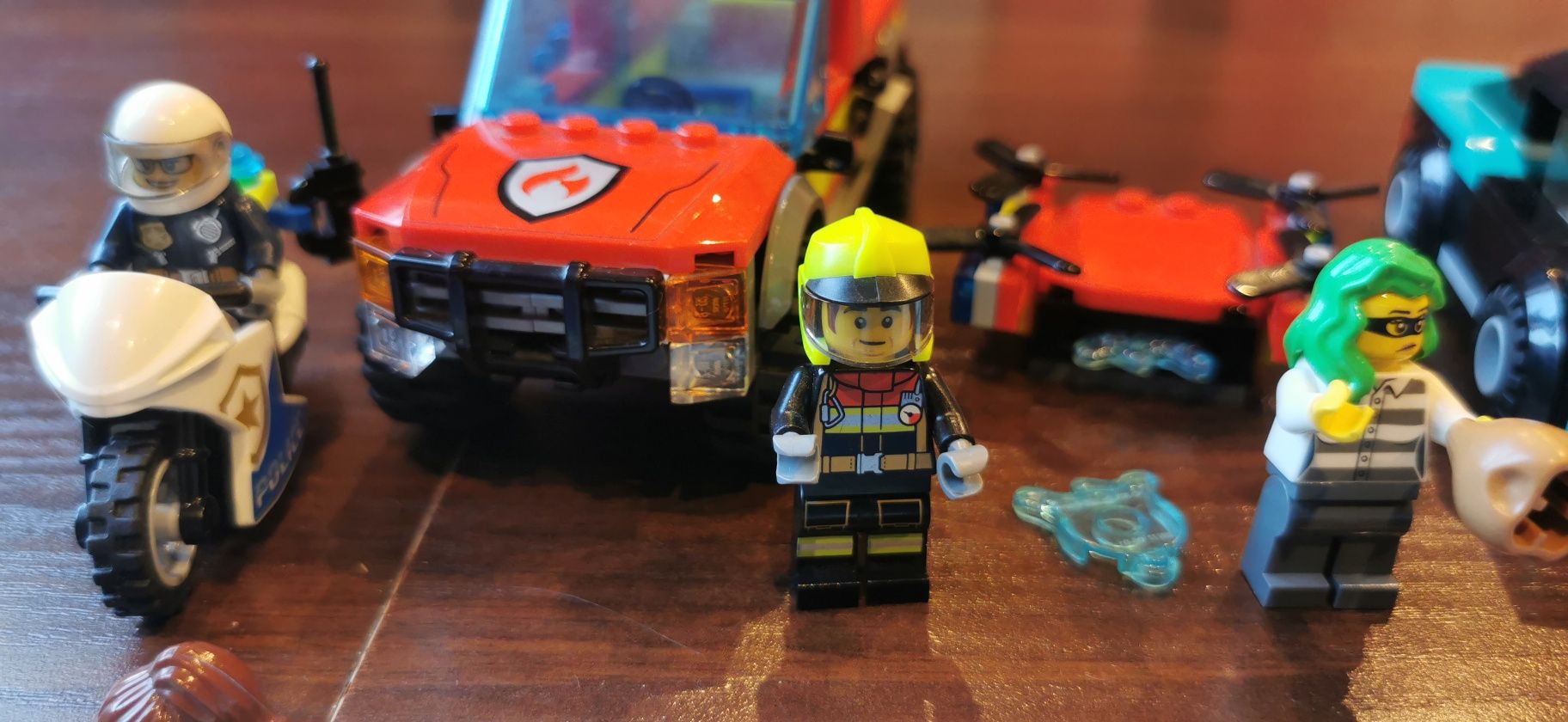 lego city 60319 akcja strażacka policyjny poscig