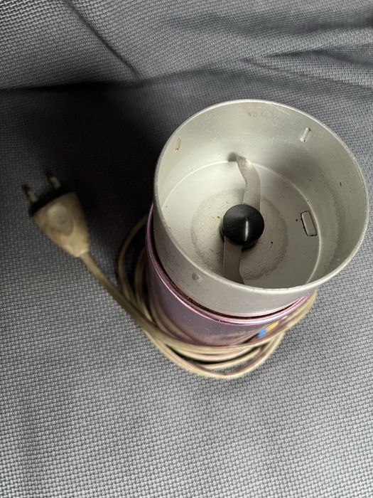 Vintage elektryczny młynek do kawy z lat 60tych / 70tych