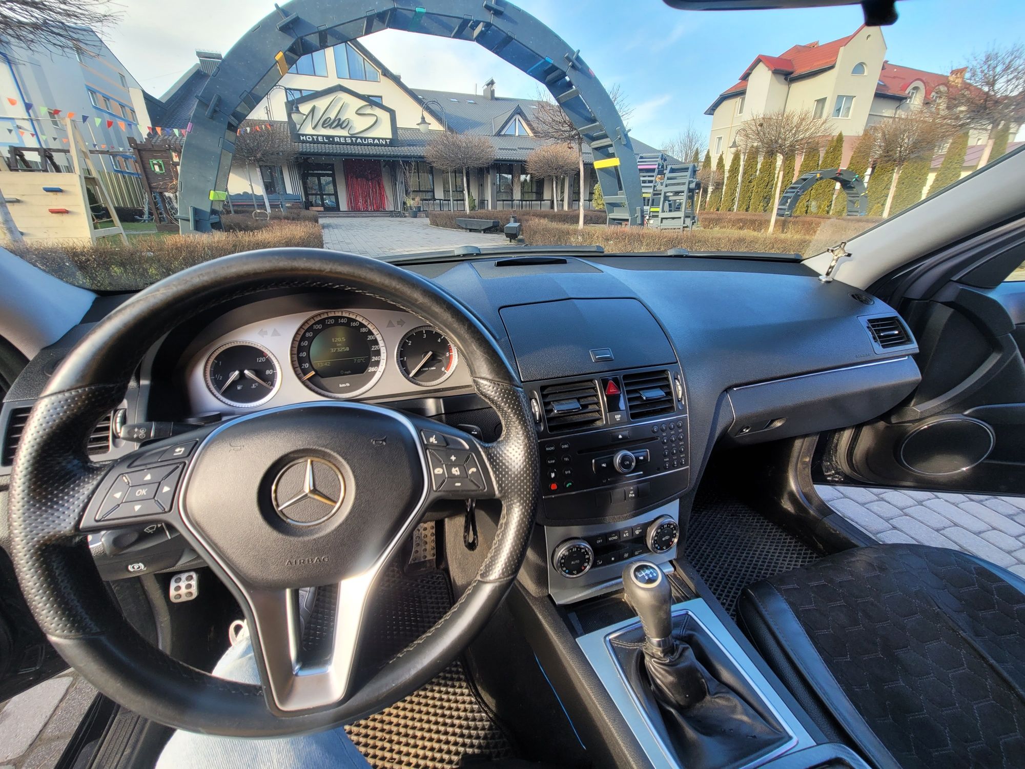 Mercedes w204 c220