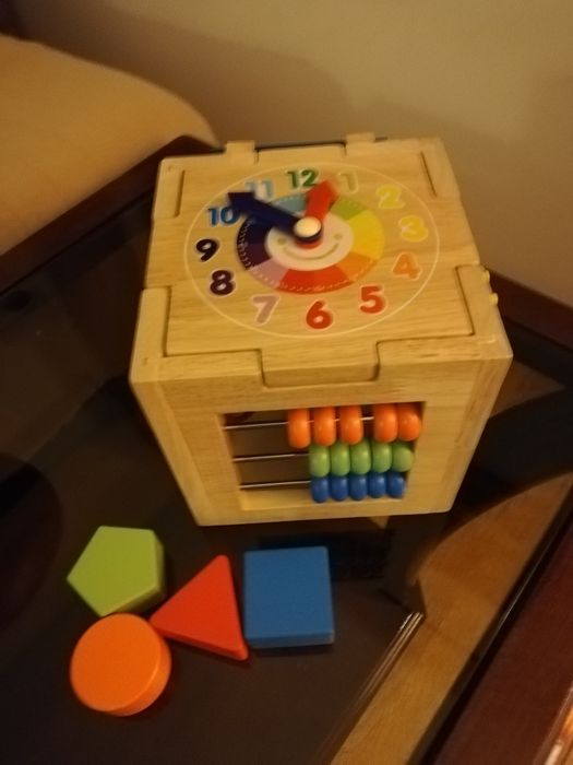 Cubo madeira criança