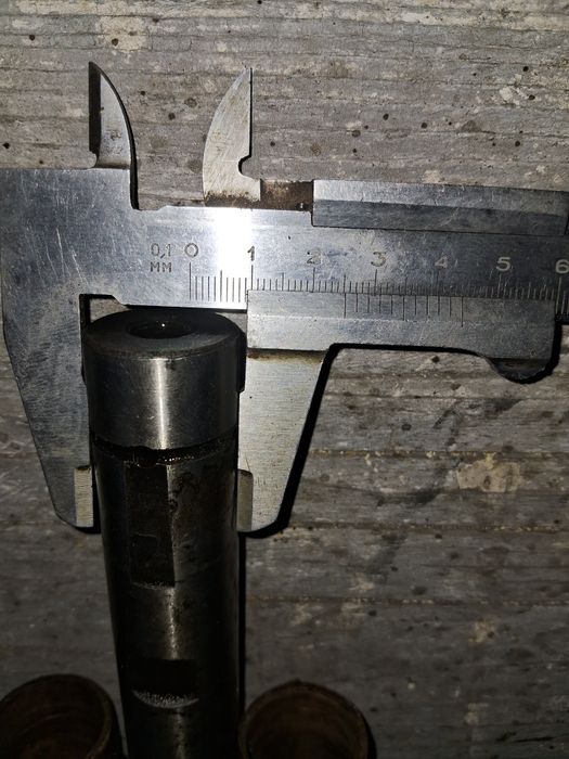 Шкворень з втулками часів срср