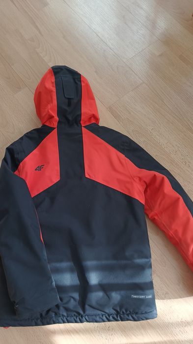 Komplet narciarski 158-164 spodnie i kurtka, membrana