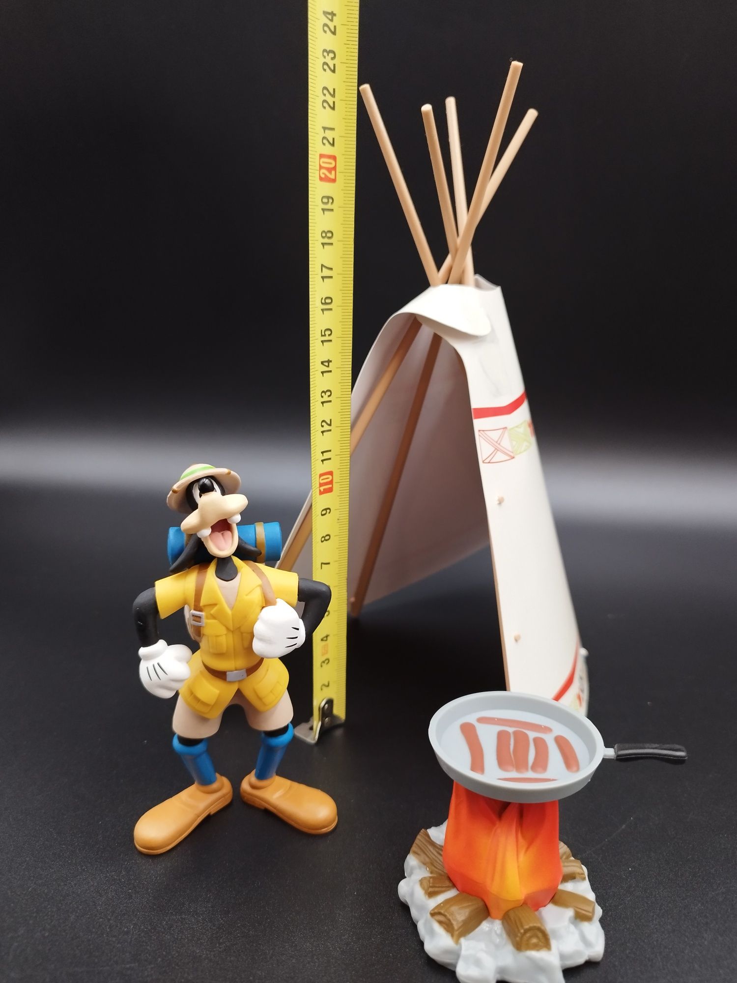 Zestaw Figurka Disney Goofy Camping