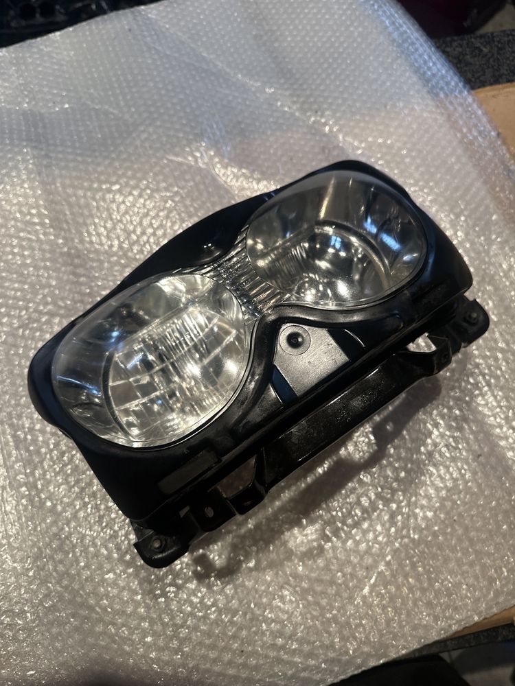 Suzuki GSX 600f gsx-f jajko 98-03 Lampa Reflektor V67
