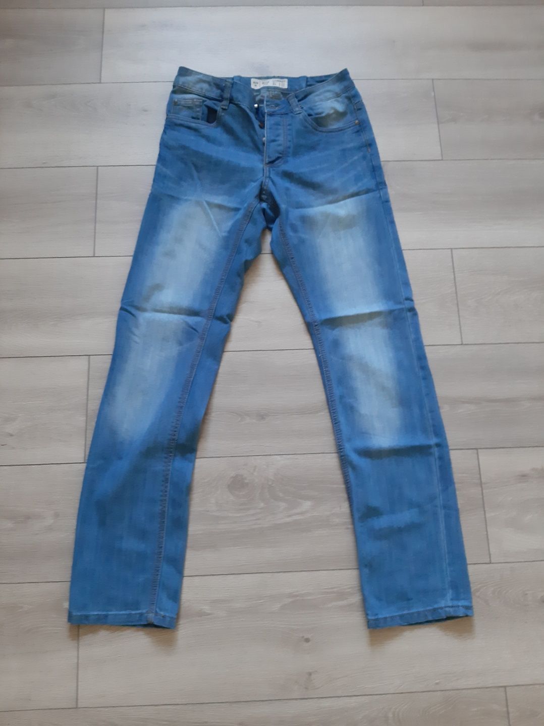 Sprzedam spodnie jeans