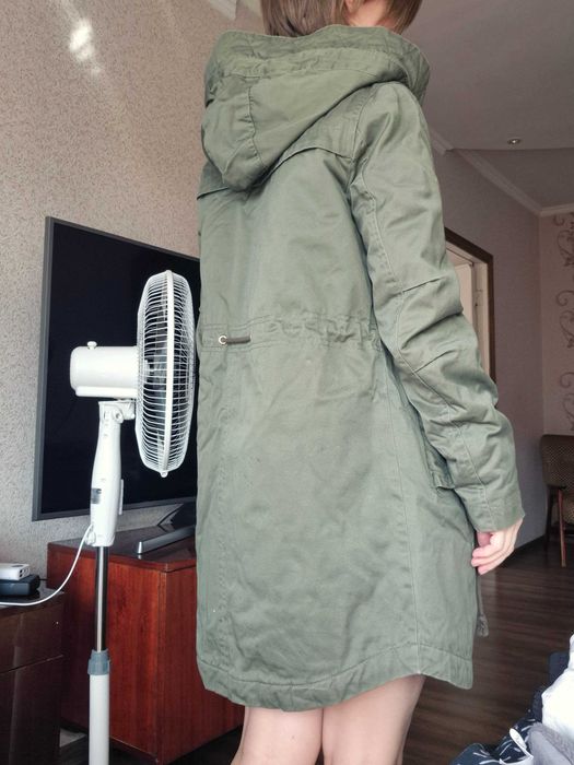 Парка женская XS h&m