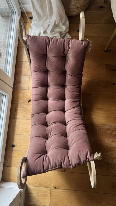 Bujak drewniany M z poduszką Babywood