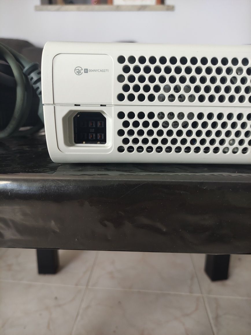 Xbox 360.                                                    .