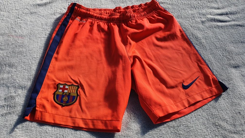 Spodenki Nike FCB DRI-FIT 128-134