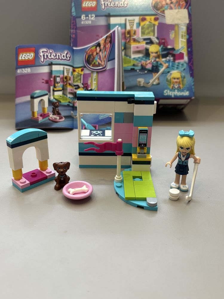 Lego friends кімната Стефані (оригінал)