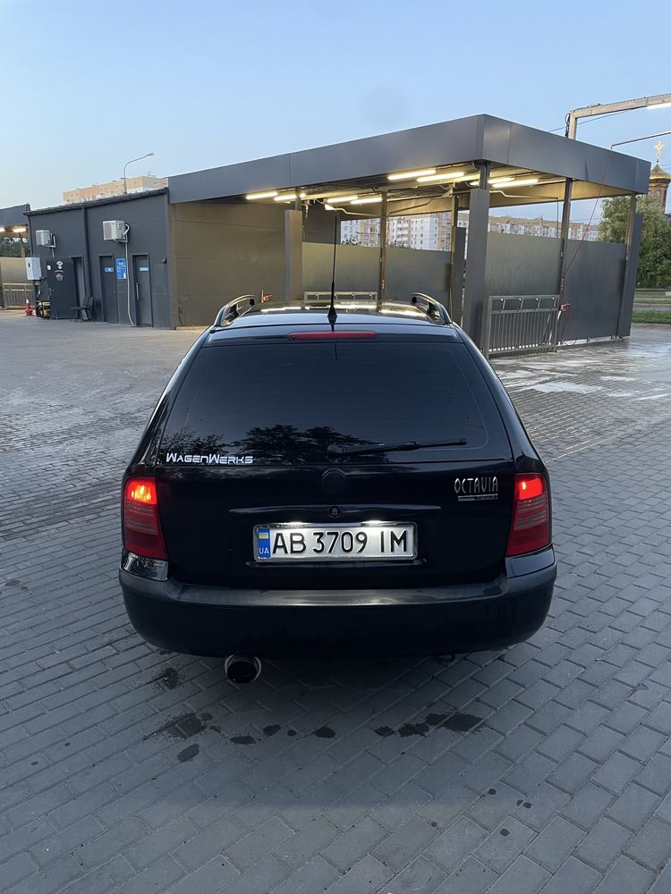 Skoda Octavia Tour 1.6. bfq. срочно!