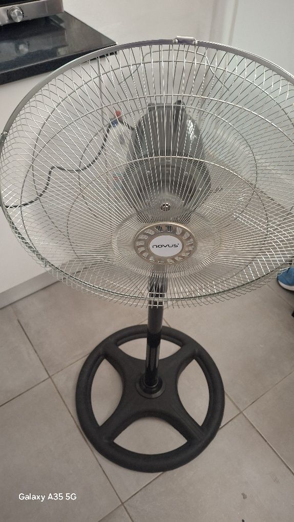 Ventoinha três velocidades
