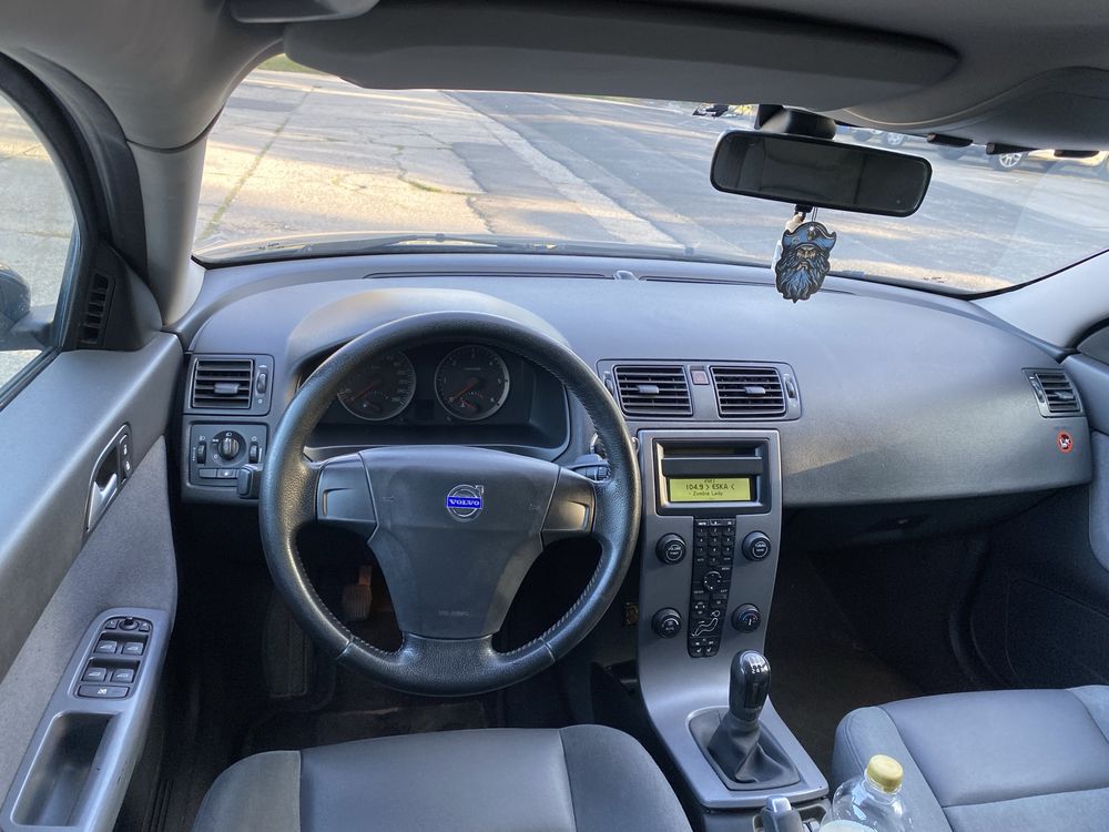 Volvo v50/дизель/механика