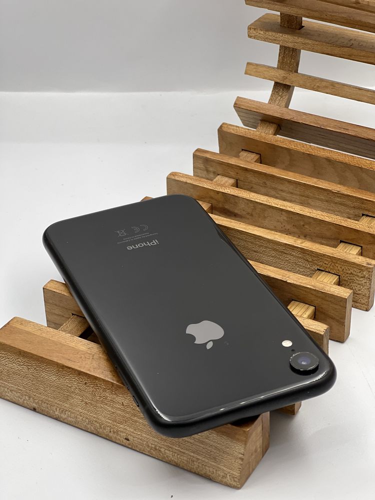 iPhone XR 64Gb neverlock black батарея 100%