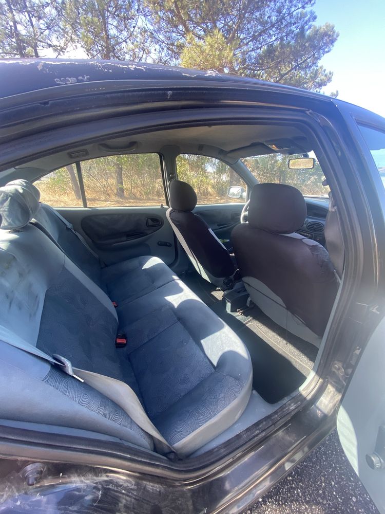 Renault Megane 1.4 1998