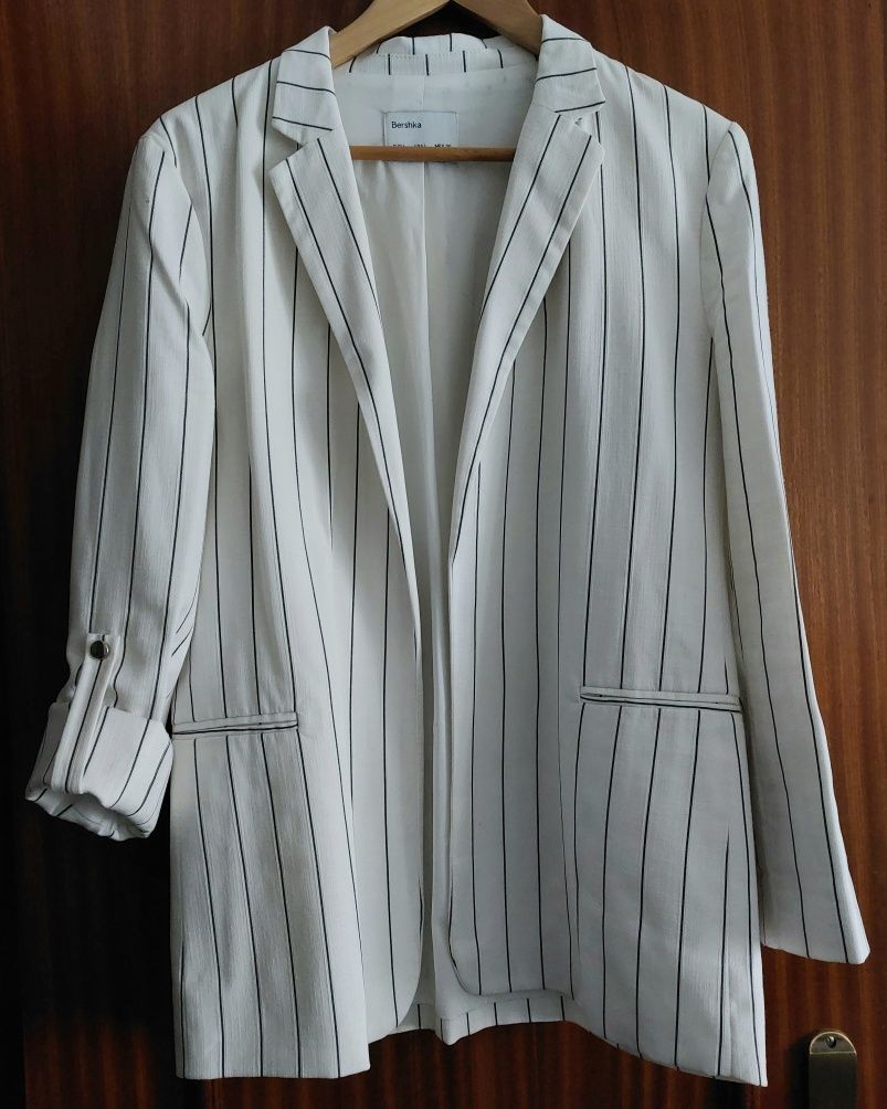 Blazer Branco Riscas - Bershka