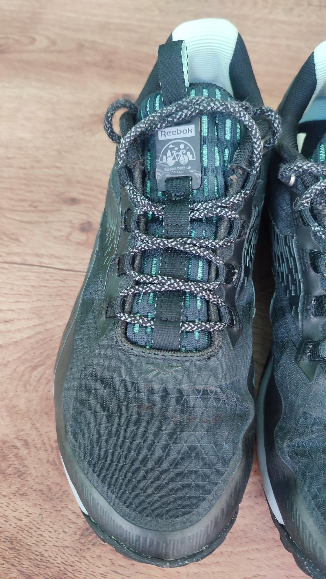 Кросівки жіночі reebok nano x1.