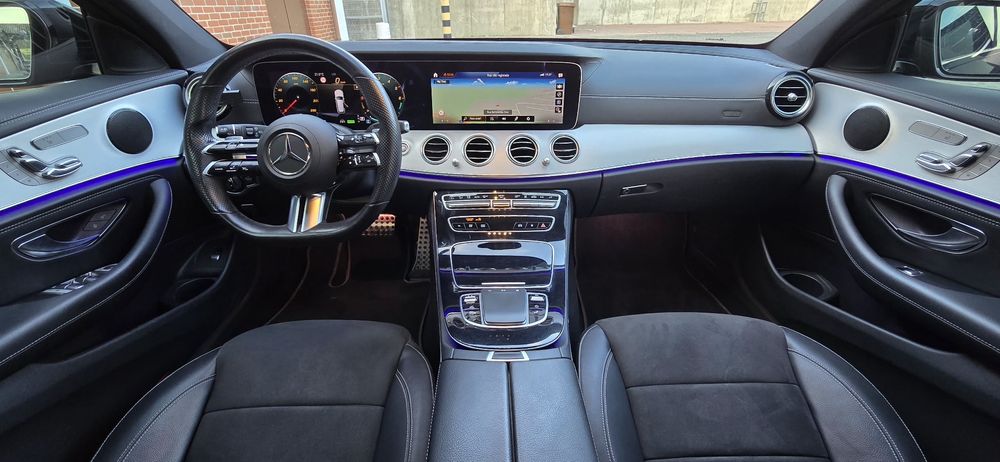 Mercedes-Benz E300de AMG 4-MATIC