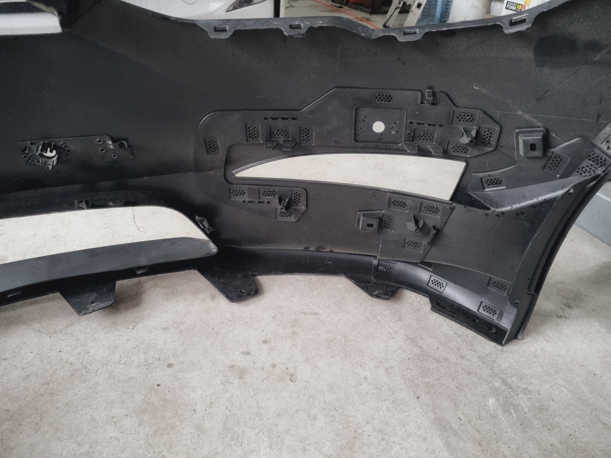 Бампер передній Tesla Model S PLAID (2021+) (1564687-00-C)