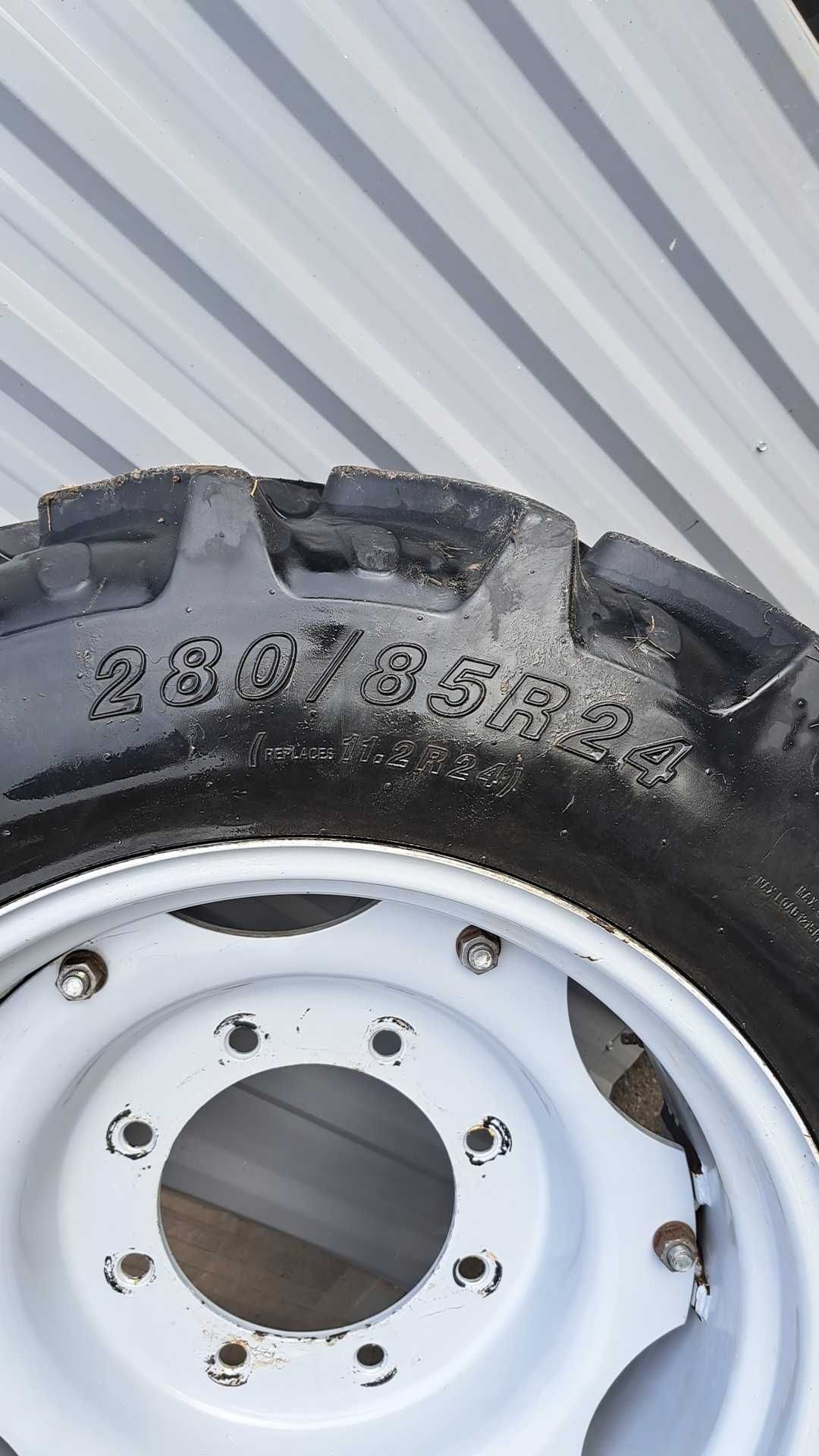 Koła 280/85R24 Barkley i 16.9 28 Mitas Zetor Proxima RADIAL