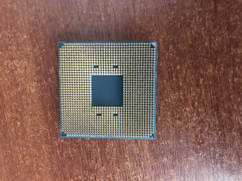 Процесор AMD RYZEN 5