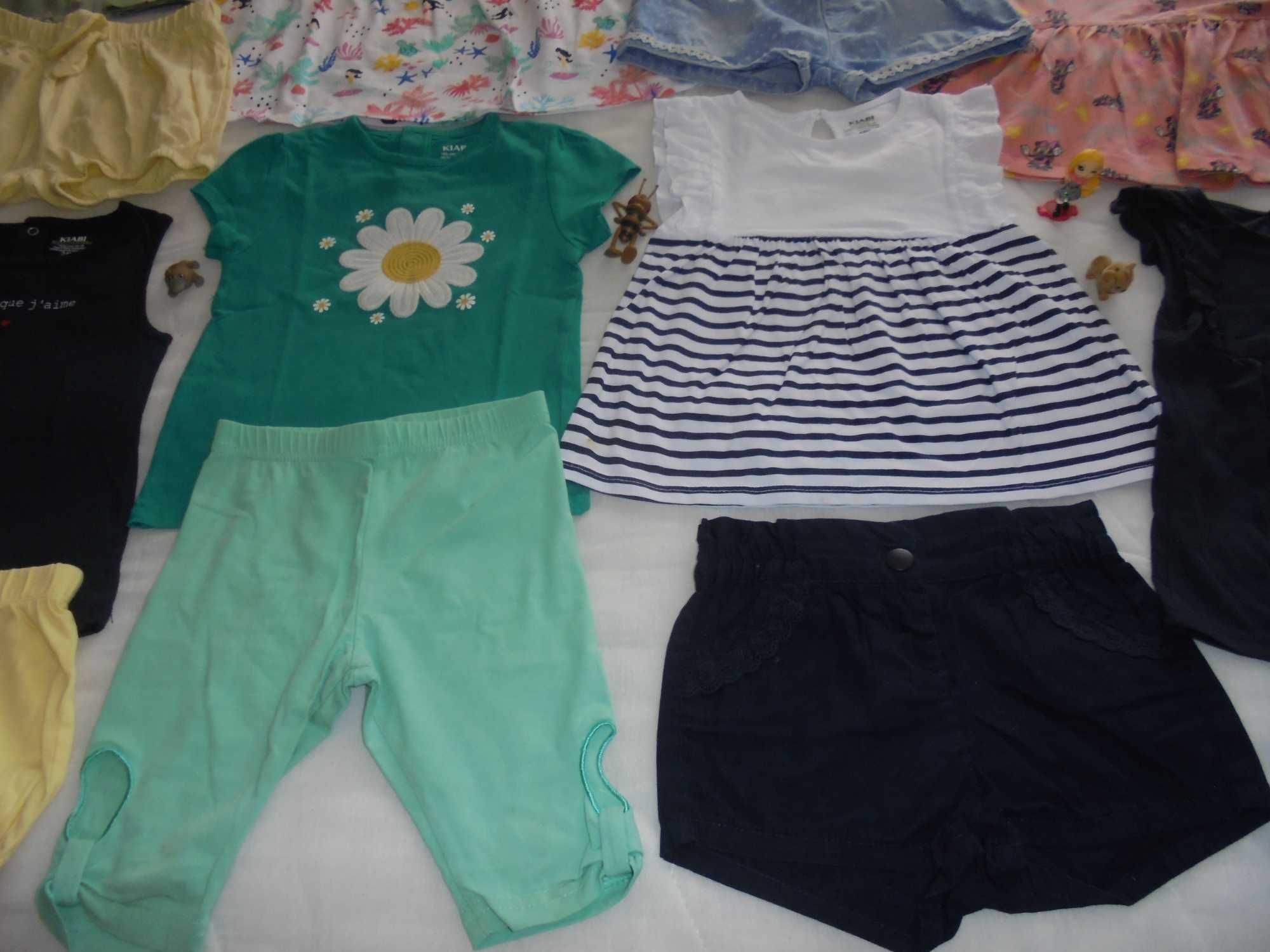 lote de roupa de menina as sapatilhas