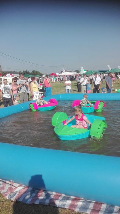 dmuchany zamek plac zabaw łódki sztuczna krowa eurobungee wata cukrowa