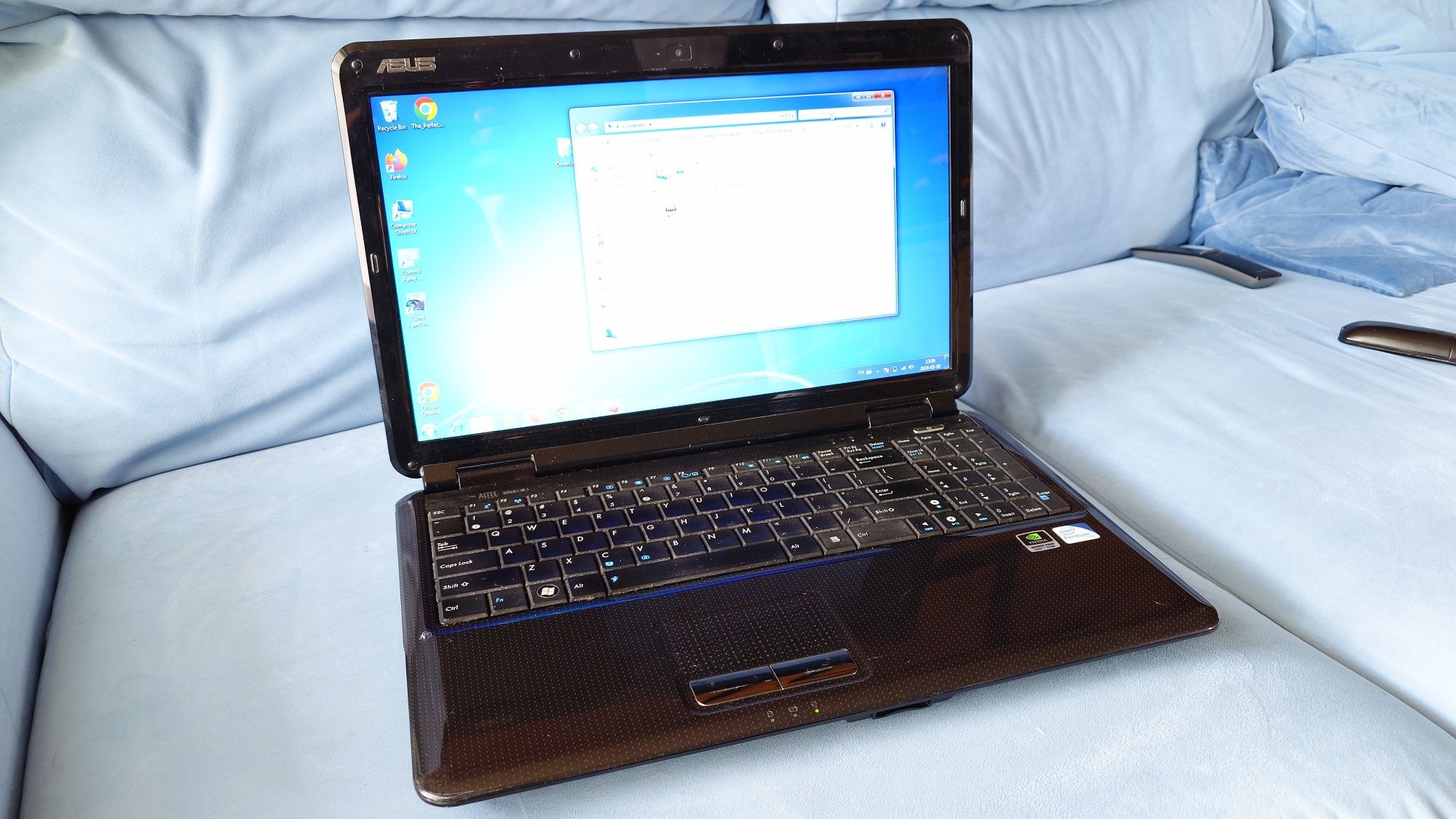 Laptop Asus Pro5din k50 Sprawny SSD,4GB ram  zasilacz