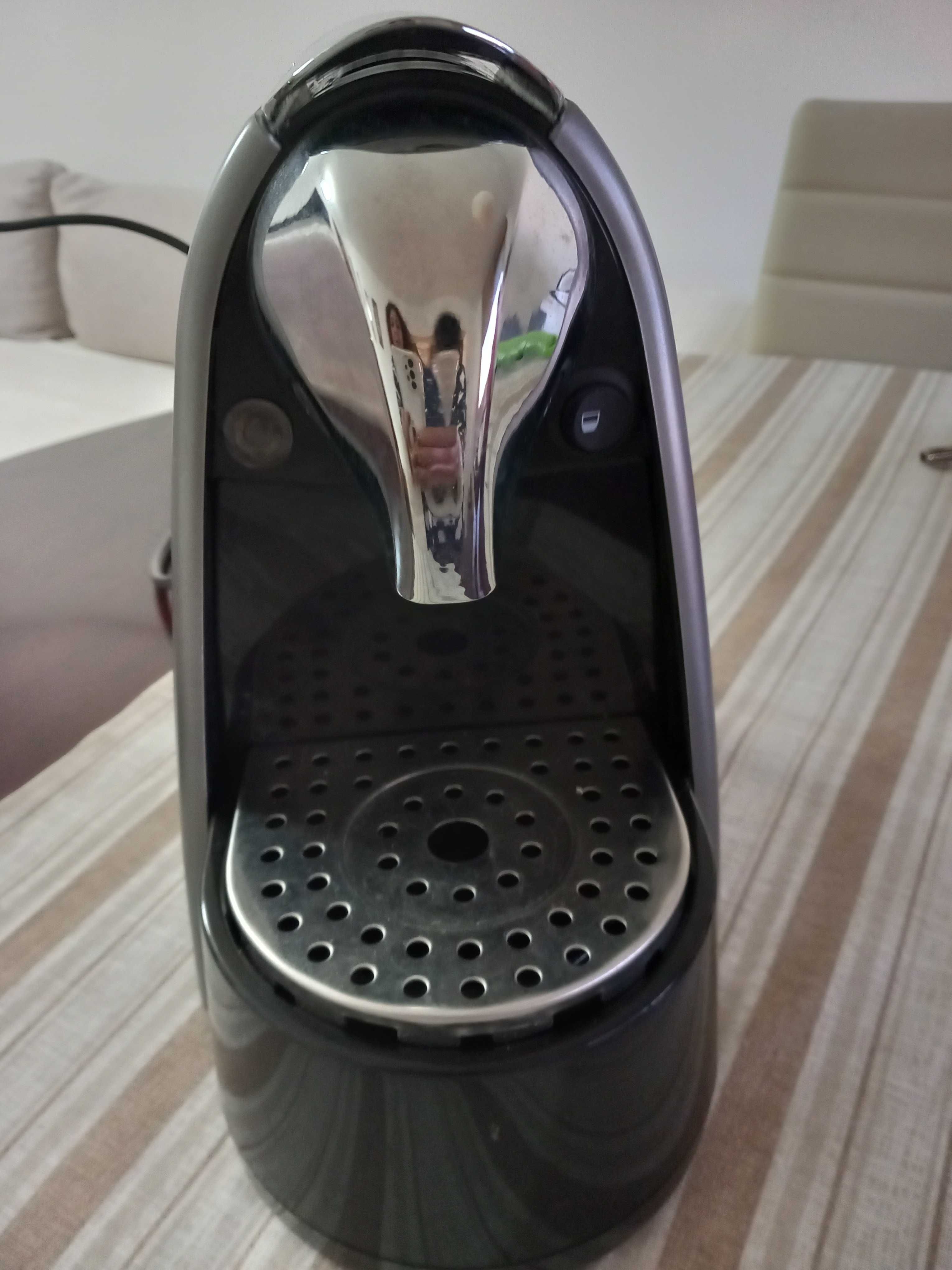 Maquina NESPRESSO CN-Z0201