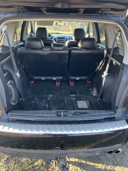 Продам свіжопригнане авто мітсубісі аутлендер