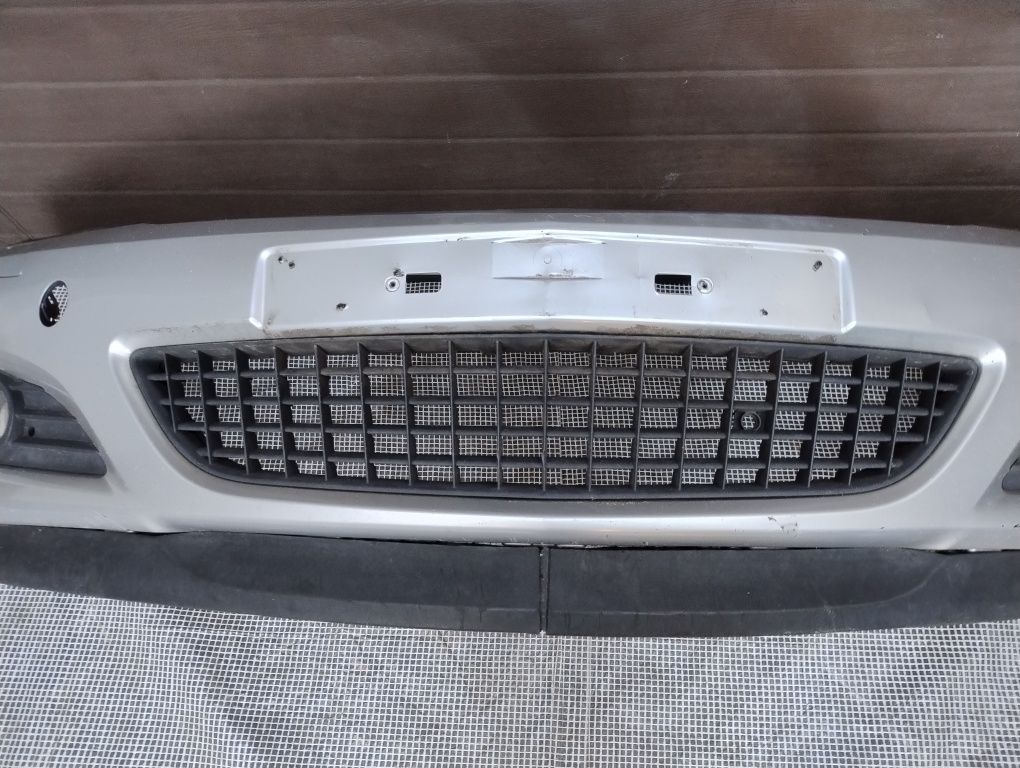 Opel Astra h GTC cabrio 3D zderzak przód srebrny kod kolor Z157 wysyłk