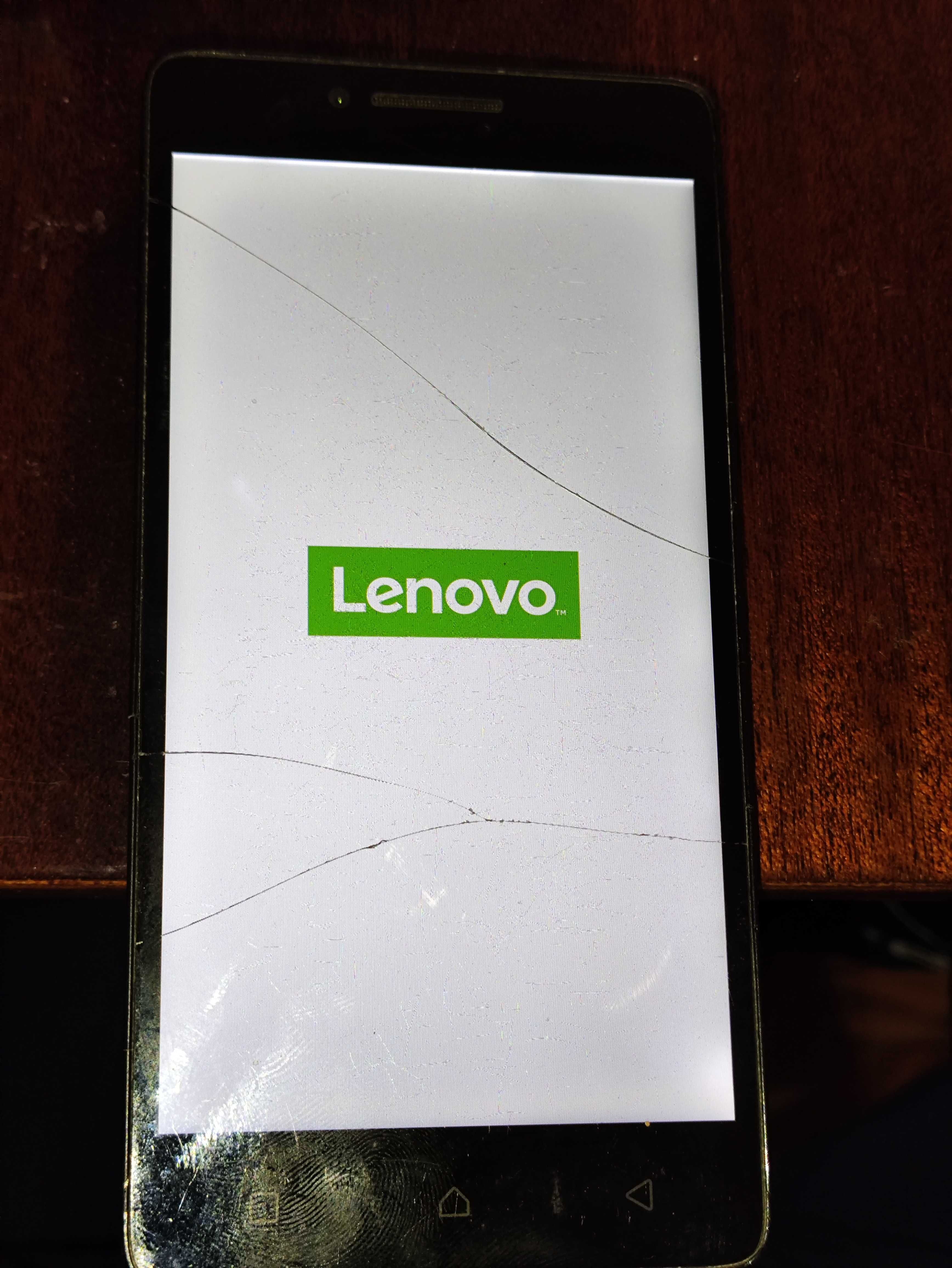 Lenovo A6010 треснутый и без батареи