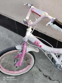 Продам детский велосипед розового цвета в рабочем состоянии