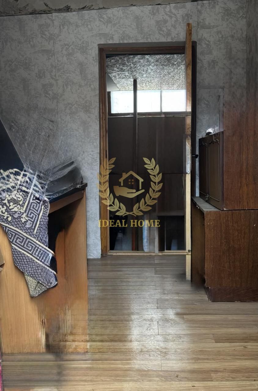Продам частину будинку в Подільському районі