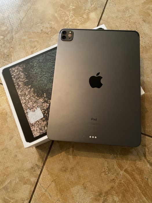 Айпад с Apple pencil