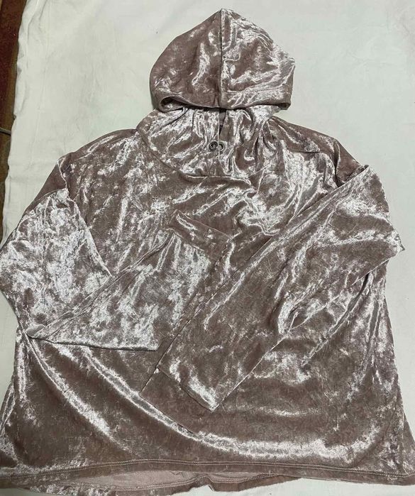 Фудболки,кофти.Розмер S