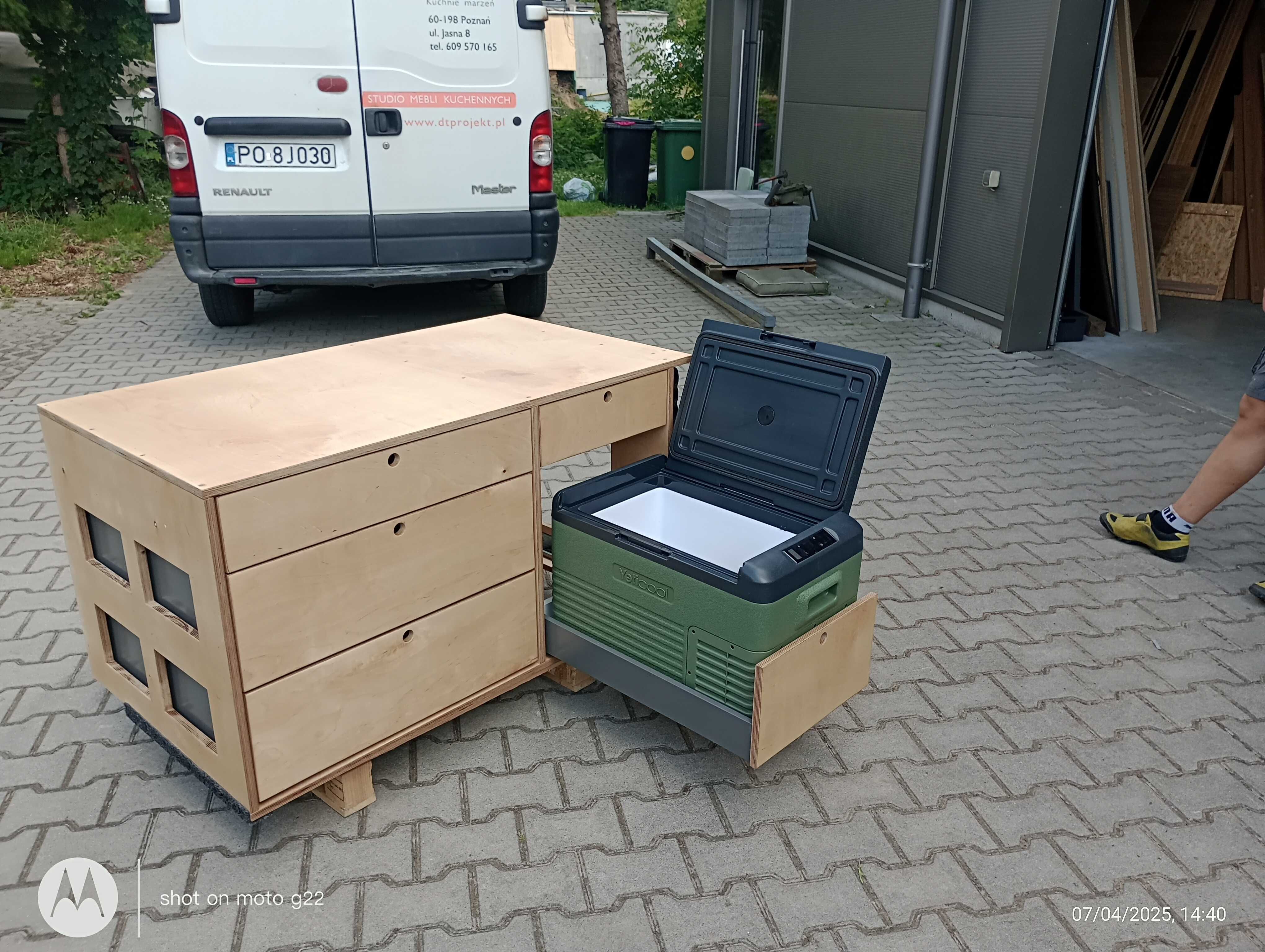 zabudowa do t5 t6  renaut trafik i podobne