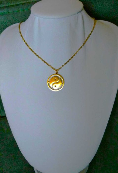 Colar Aço c/ Yin Yang NOVO