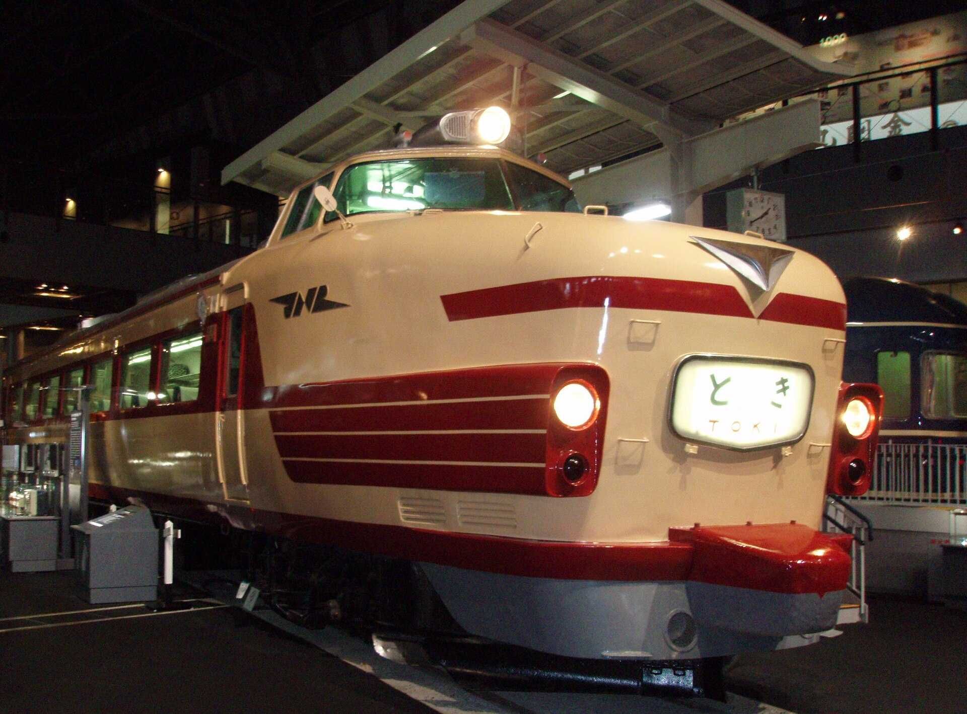 Модель електропоїзда Kato JNR 181 Series Azusa (виробництво Японія)