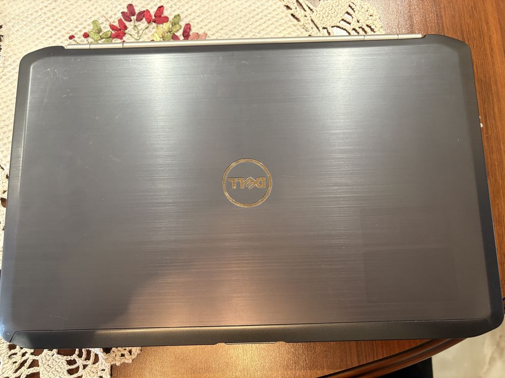 Dell Latitude E5520