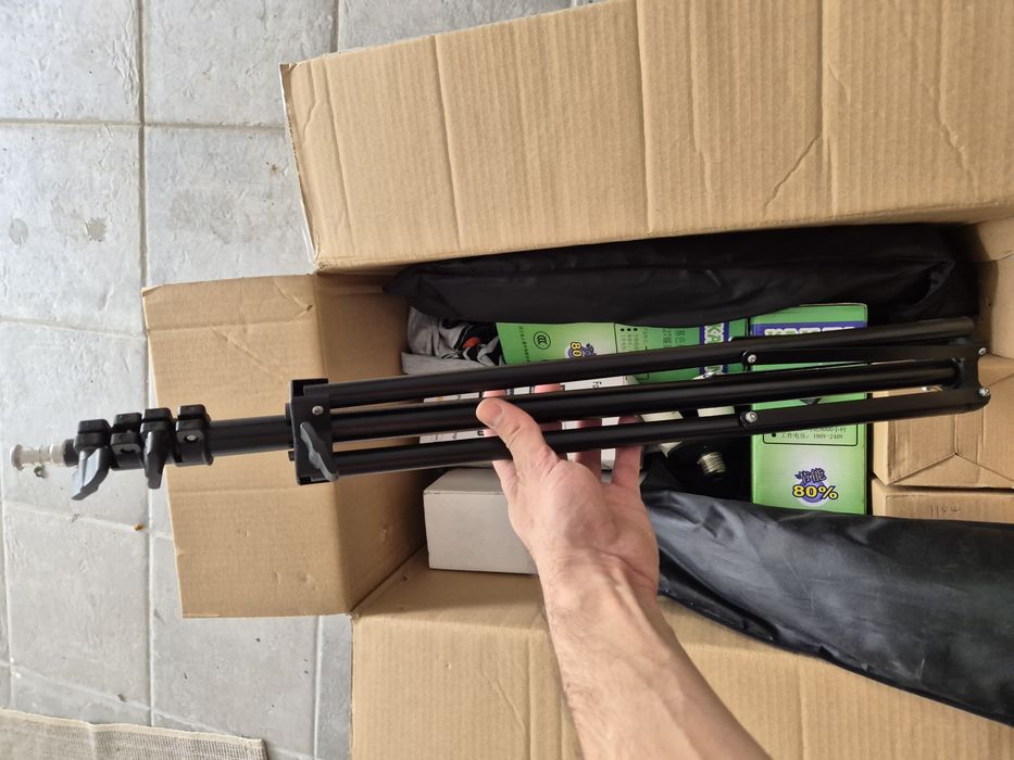 Kit de iluminação para fotografia com 2 projetores e Chroma key 3x4 m
