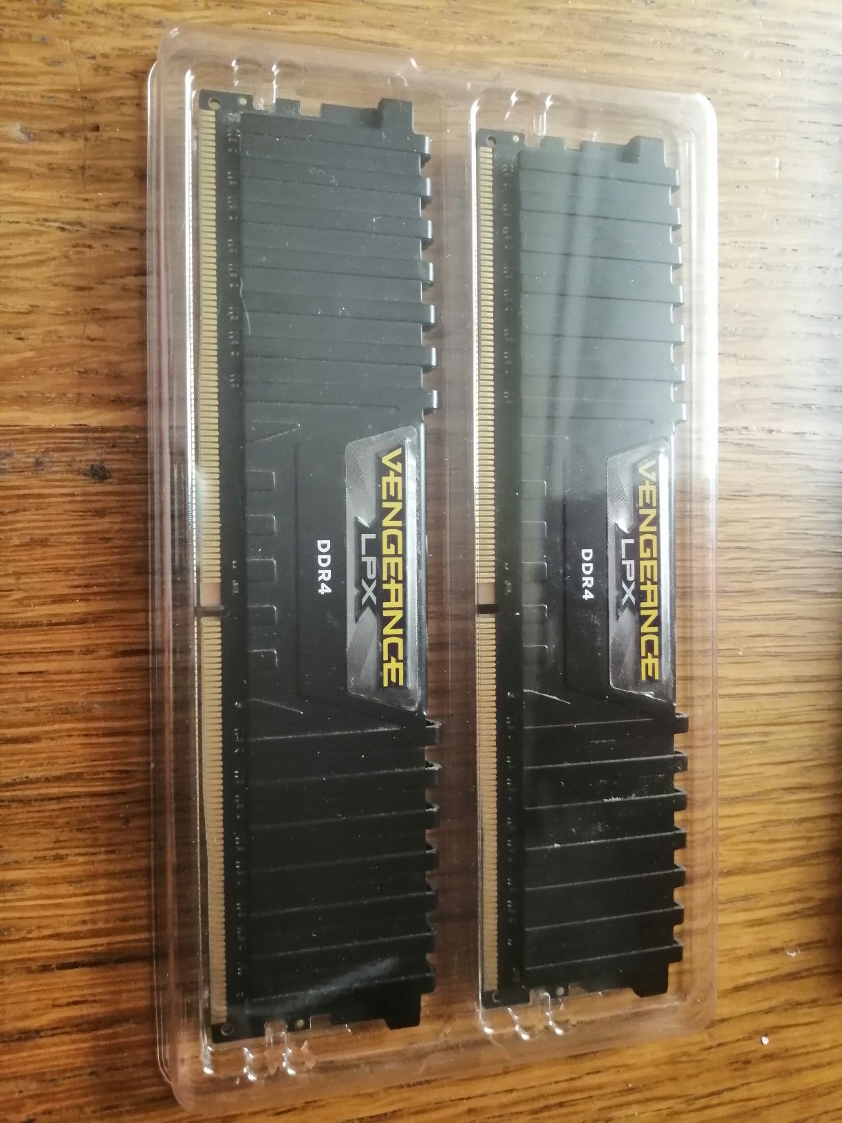 Pamięć RAM DDR4 8GB 2x4 GB