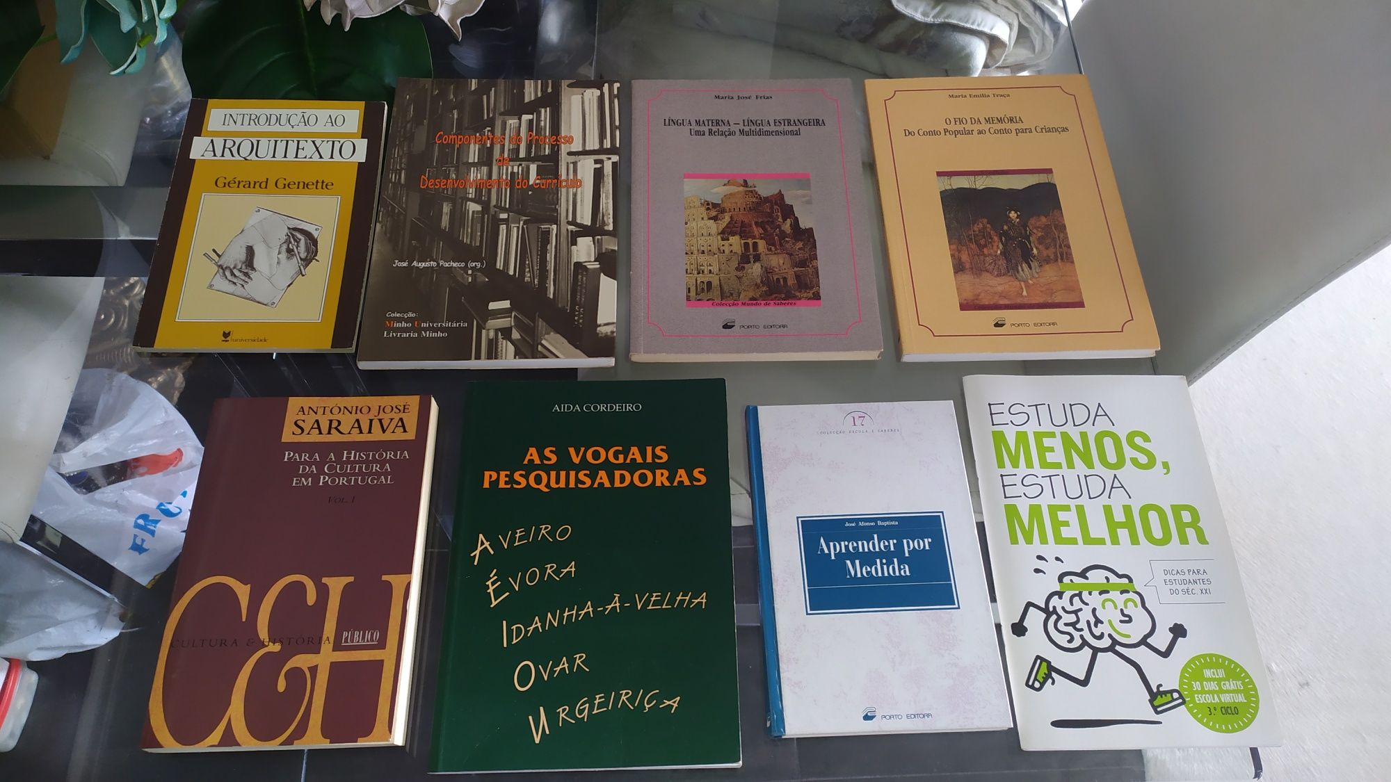 8 livros vendo 9,99€ cada