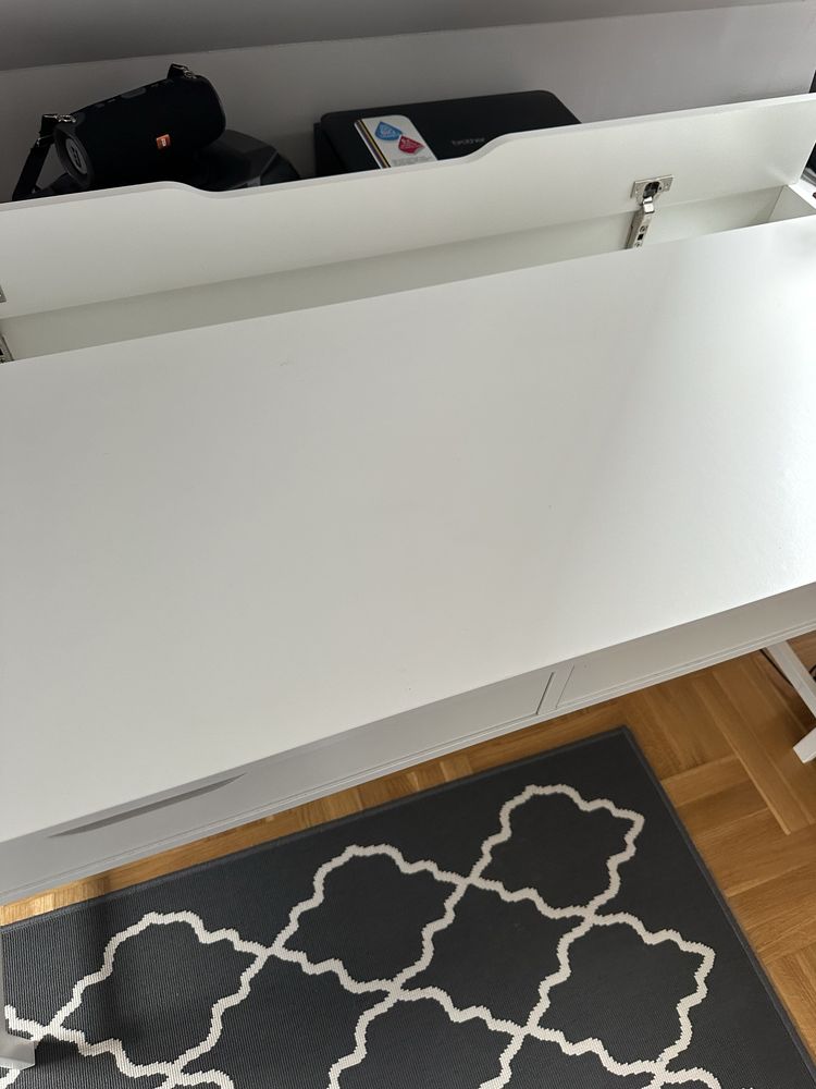 Biale biurko ikea ALEX 132X60