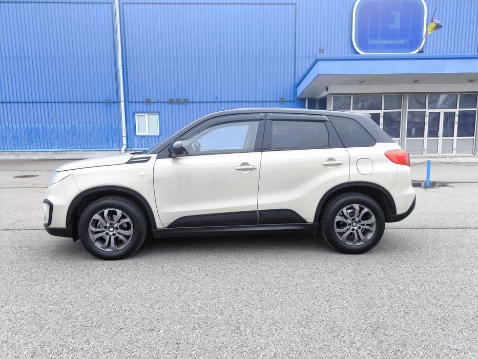 Продам автомобіль Suzuki Vitara GL+