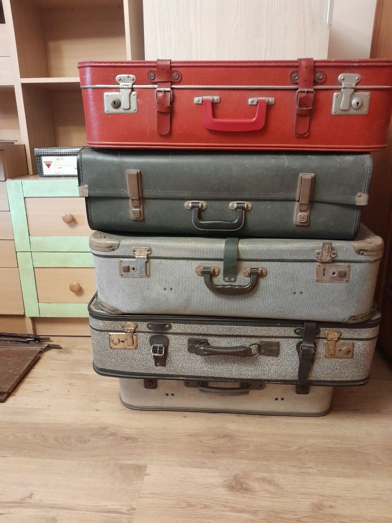 Komplet 5 walizek z lat 50-60