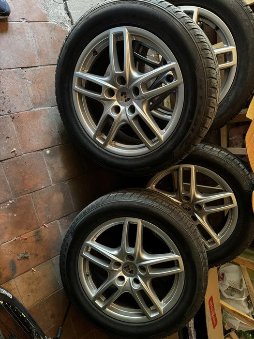Продаю колеса фірмові на Порше Каєн.