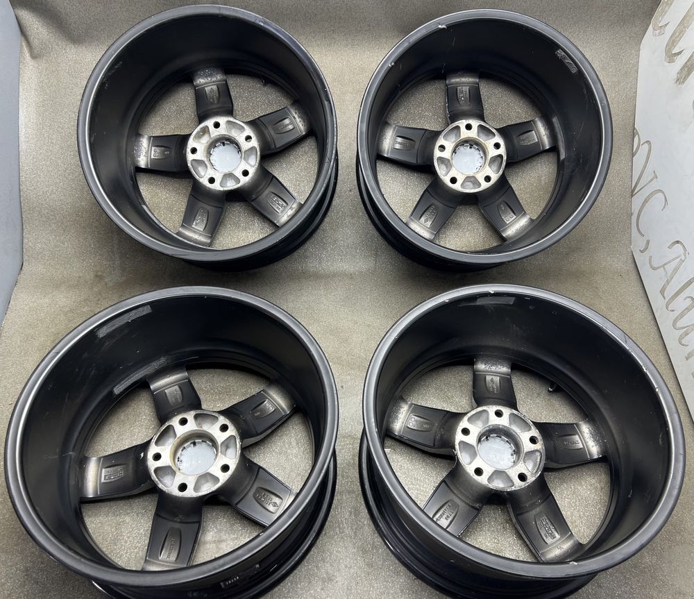 Диски r17 5 120 et30 J8 титани BMW f30 f10 f01 e60 бмв чорні